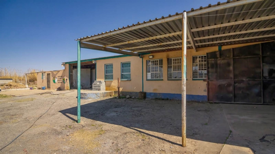 To Let  Bedroom Property for Rent in Kroonstad Industrial Free State